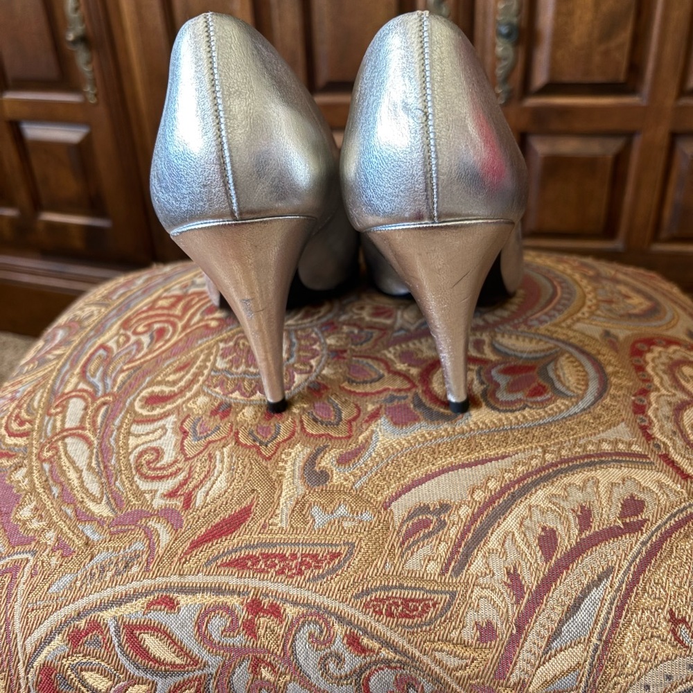 Connie Shimmering Silver Heels